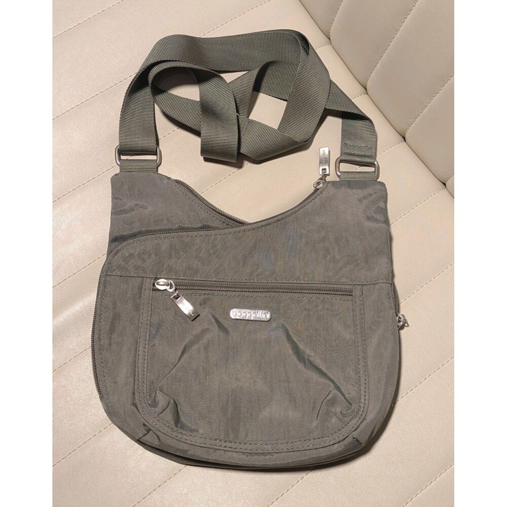 Baggalloni Gray Leopard Print Crossbody Travel Organizer Bag Lightweight Nylon